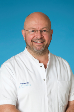 Dr. F.J.M.F. (Frank) Dor